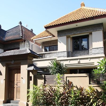 Villa Indah Kuta Royal - Private Pool - Optic Fiber High Speed Internet 외부 사진