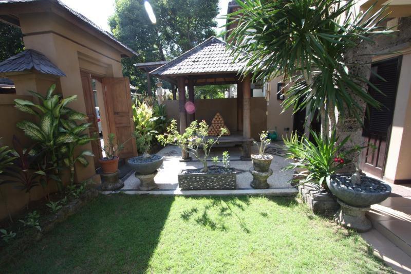Villa Indah Kuta Royal - Private Pool - Optic Fiber High Speed Internet 외부 사진